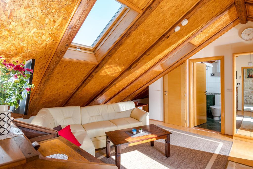 Rooms Miron - Adults Only Sumartin Εξωτερικό φωτογραφία
