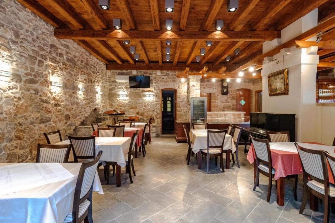 Rooms Miron - Adults Only Sumartin Εξωτερικό φωτογραφία